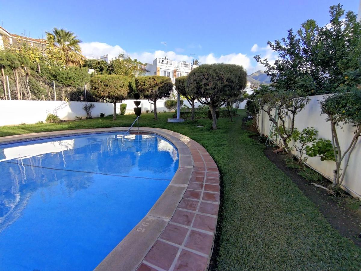 Casa Alina Villa Nerja Exterior photo